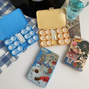 American Retro Young Girl Colored Contact Lens Case